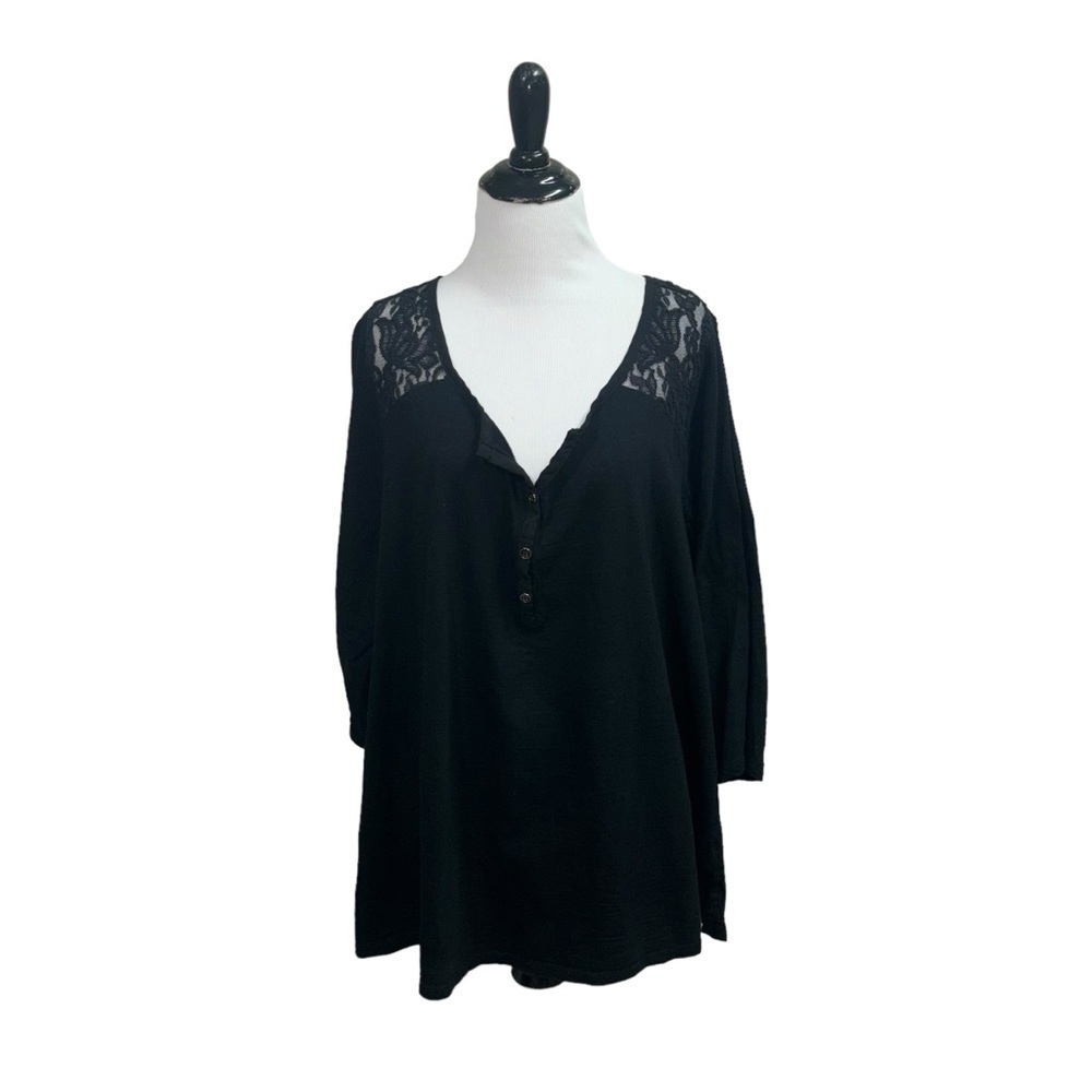 Lane Bryant Women's Size 26/28 Lace Top 1/4 Button Down V-Neck 3/4 Sleeves Black